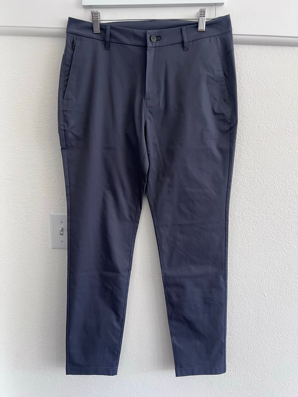 Public Rec Mens Chino Pants 30 x 32 Slate Performance Golf Athleisure NWOT
